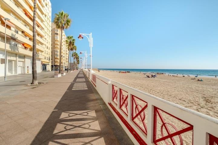 Apartamento Playa Victoria Cádiz Exterior foto